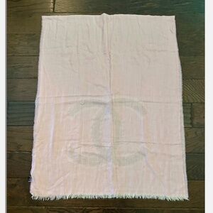 CHANEL Cashmere Wool Silk CC Logo Scarf Shawl – Baby Pink – Vintage Y2K – Italy